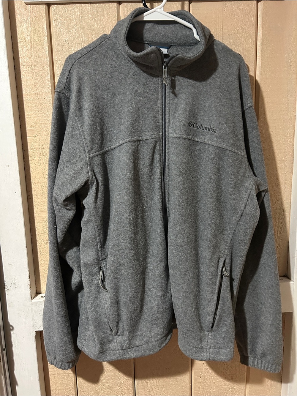 Columbia Men’s Gray Full-Zip Fleece Jacket